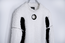 画像をギャラリービューアに読み込む, トランスフォーム ロングパイルトップス / ホワイト×ブラック