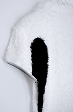 画像をギャラリービューアに読み込む, トランスフォーム ロングパイルトップス / ホワイト×ブラック