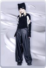 画像をギャラリービューアに読み込む, トランスフォーム ロングパイルトップス / ブラック×ホワイト