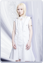 画像をギャラリービューアに読み込む, "パラレル" デニム ドレス / ホワイト