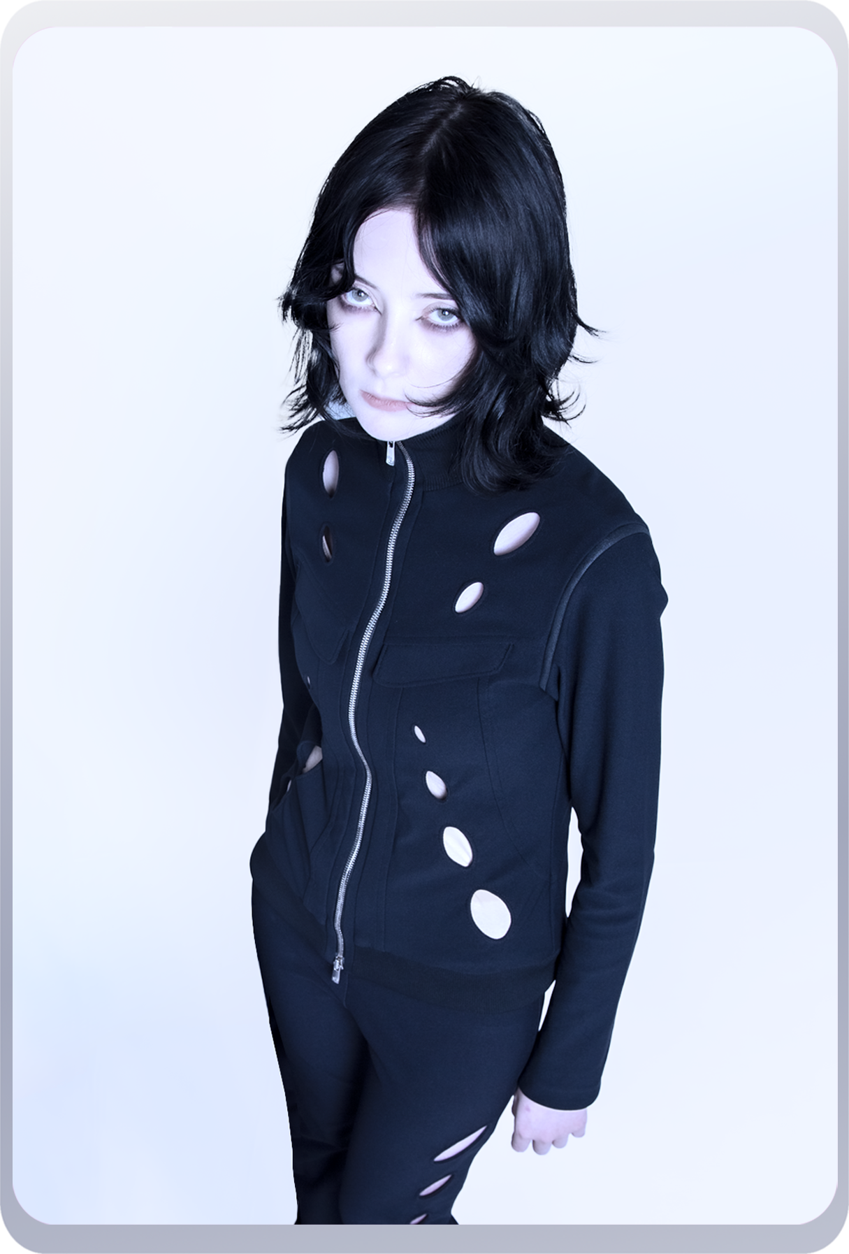 ブラックベルベットジップアップジャケット ベルベットクロップドジップパーカー | ファッション通販サイト NUGU