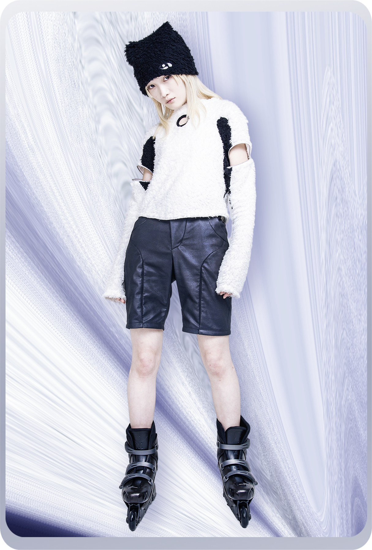 トランスフォーム ロングパイルトップス / ホワイト×ブラック – chloma - official web store トランスフォーム ロングパイルトップス / ホワイト×ブラック – chloma - official web store